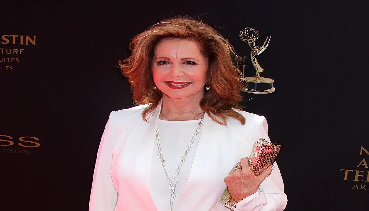 Suzanne Rogers Biography: Life, Career and Net Worth 2025 1 Suzanne Rogers Biography